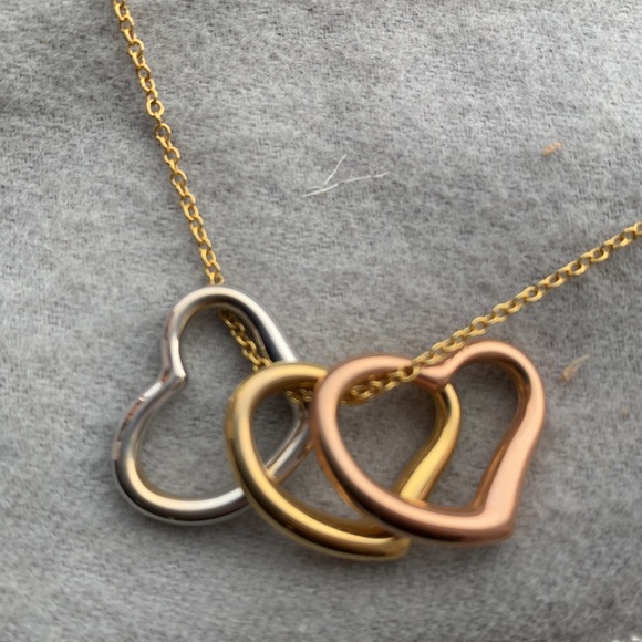 3 heart necklace - Picture 4 of 6